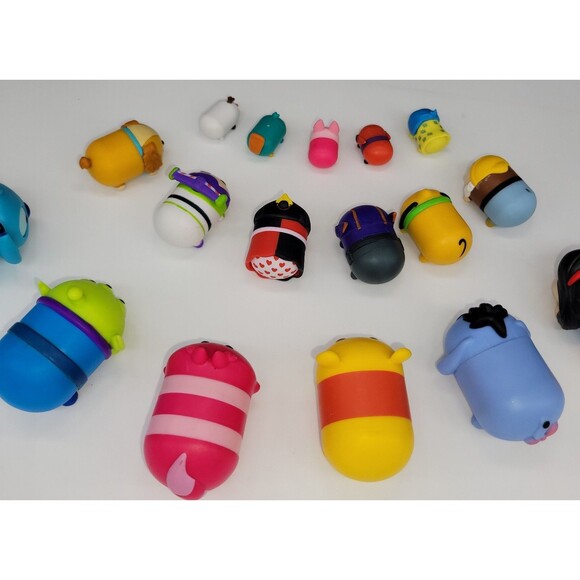 Tsum Tsum Vinyl Figure Lot of 18 Disney Mini Small Large Perry Mickey Lady Hiro - Picture 7 of 13